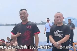 世预赛中韩之战今晚打响，赛前李可社媒晒个人海报预热比赛